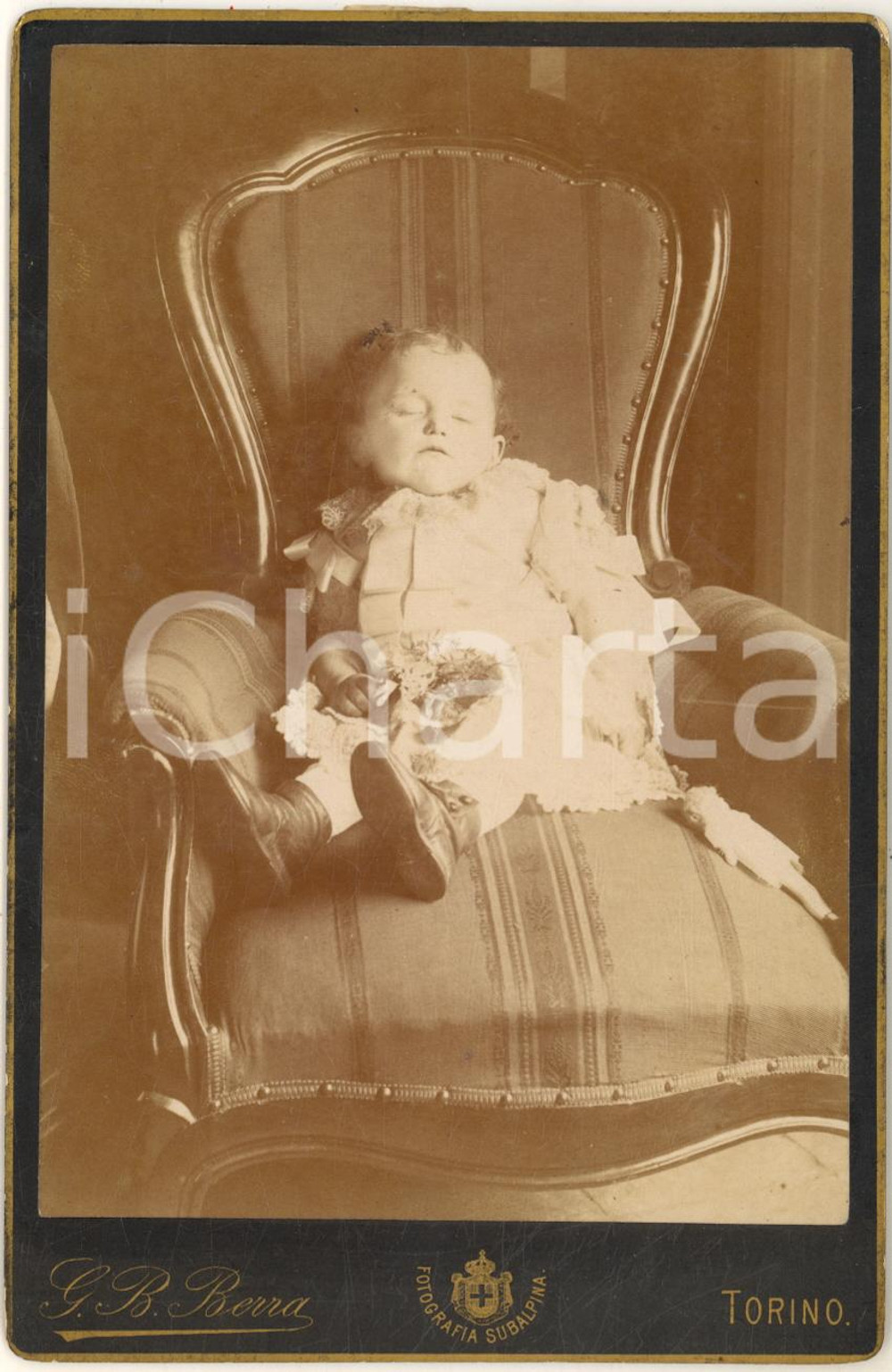 1885 ca TORINO Bambino su poltroncina - Ritratto POST MORTEM - Foto G. B. BERRA
