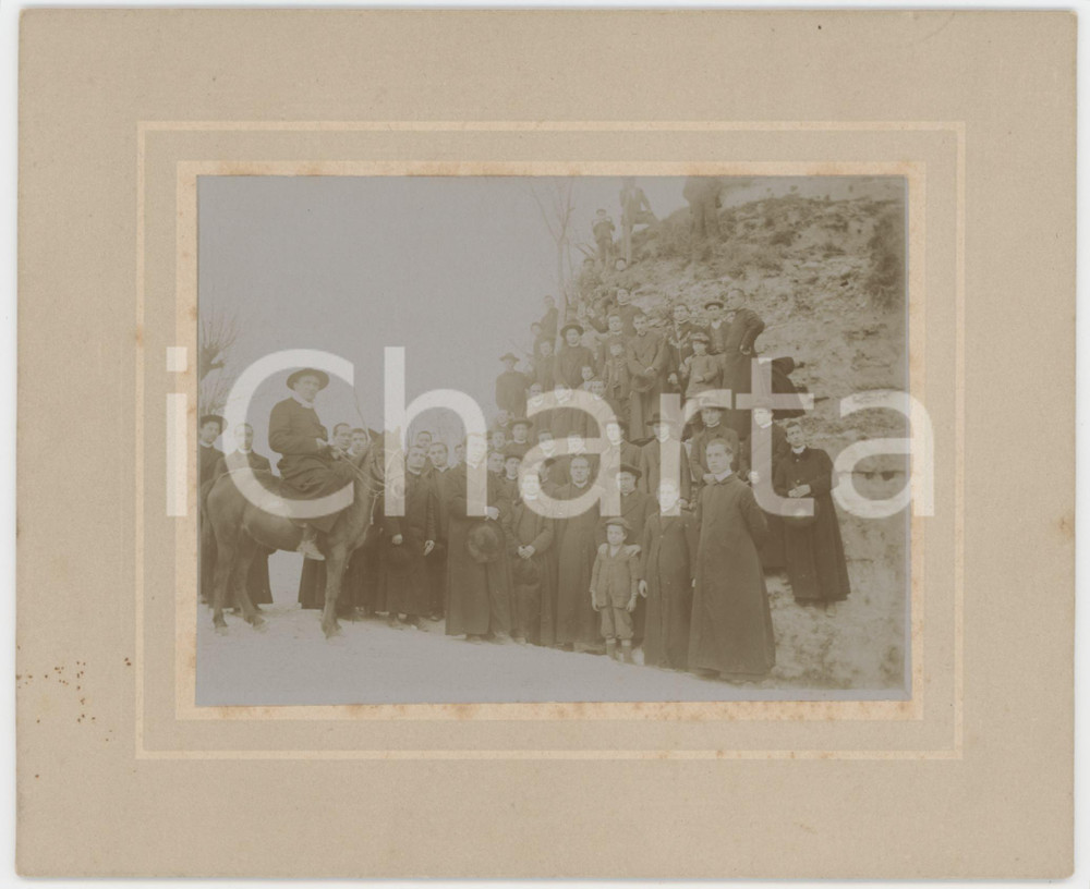 1900 ca COSTUME ITALIA Gruppo di sacerdoti in escursione - Foto 17x14 cm