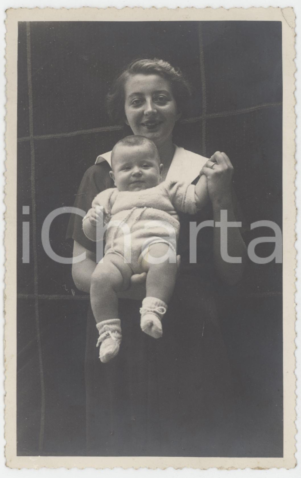 1940 ca COSTUME - Ritratto di madre con bambino *Fotocartolina 8x14 cm