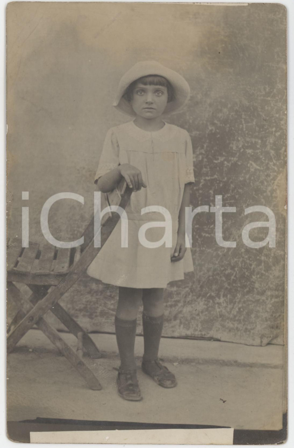 1915 ca COSTUME Ritratto di bambina con cappello - Fotocartolina 9x14 cm