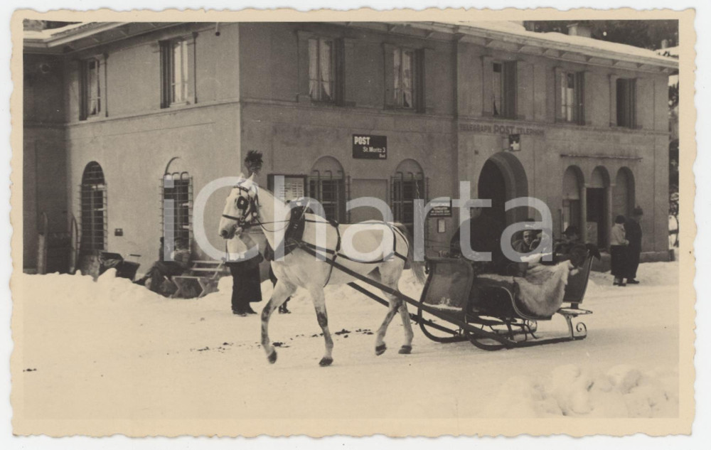 1940 ca SANKT MORITZ Passaggio di slitta con cavallo - Foto cartolina 14x9 cm
