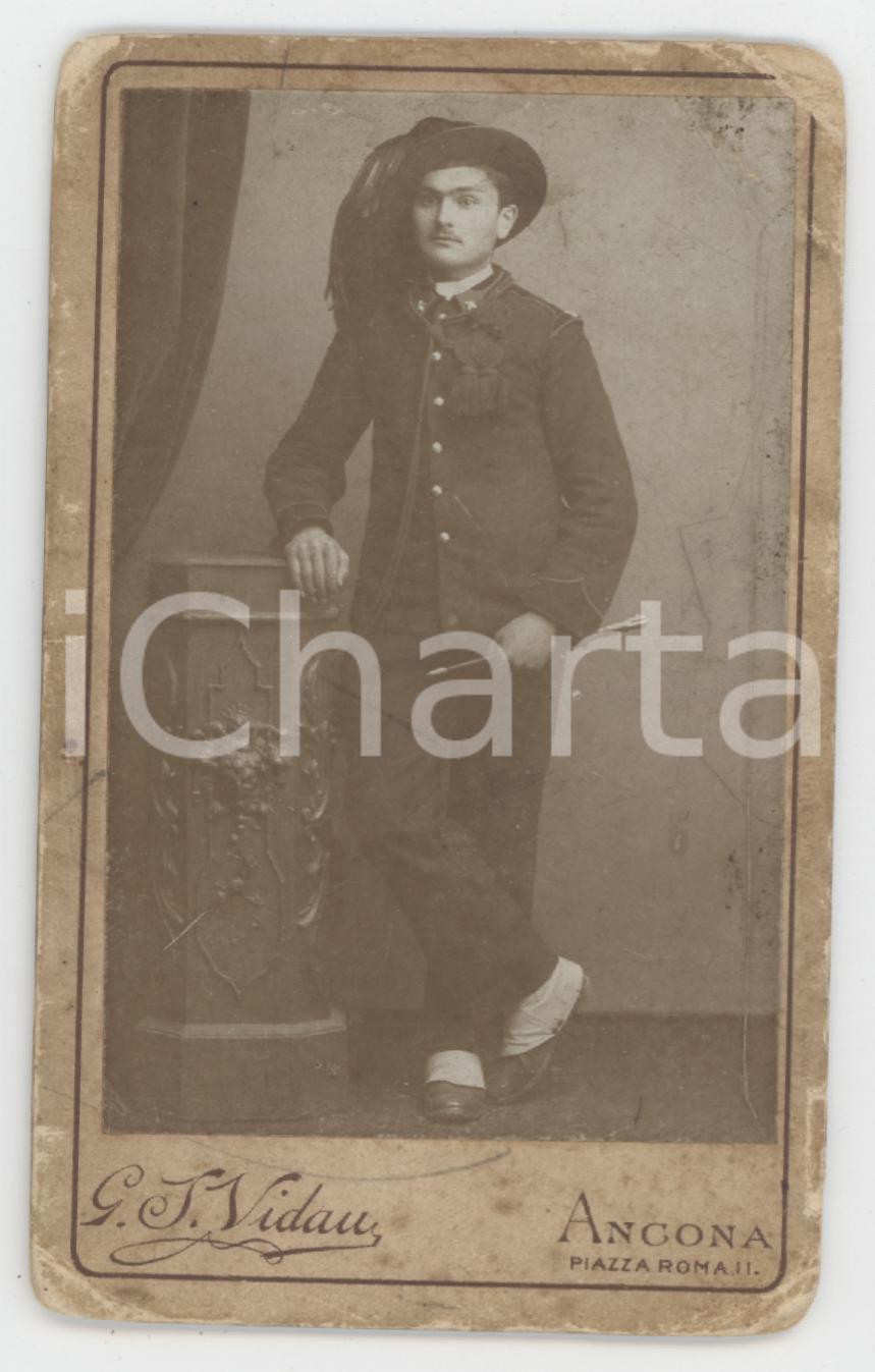 1890 ca ANCONA REGIO ESERCITO Ritratto di bersagliere *Fotografia G. VIDAU CDV
