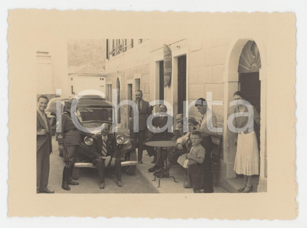 1936 POSINA (VI) Reduci 31° Artiglieria - Gen. GIGLI - Trattoria (1) Foto 12x8 Fotografia originale d'epoca, scattata in occasione di un raduno di ufficiali della Prima Guerra Mondiale, appartenenti al 31&deg; Reggimento Artiglieria da Campagna.E' presente anche il loro comandante, generale Giuseppe Gigli. GOOD/buono  Formato: 12x8 cm originale e autentica 1