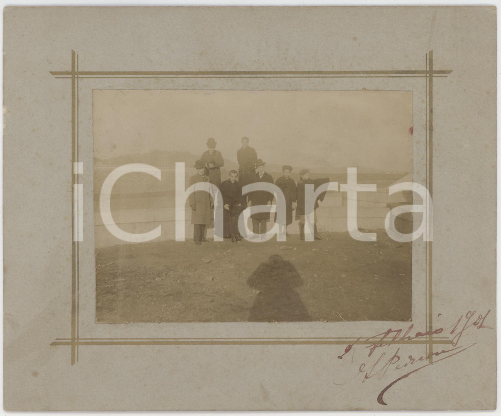 1901 CASTEL GANDOLFO (?) Ritratto di gruppo al lago - Foto 17x14 cm