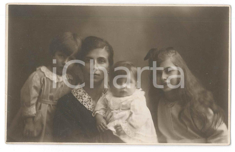 1920 ca ROMA Madre con i suoi tre bambini - Ritratto *Foto TONCKER 14x9 cm