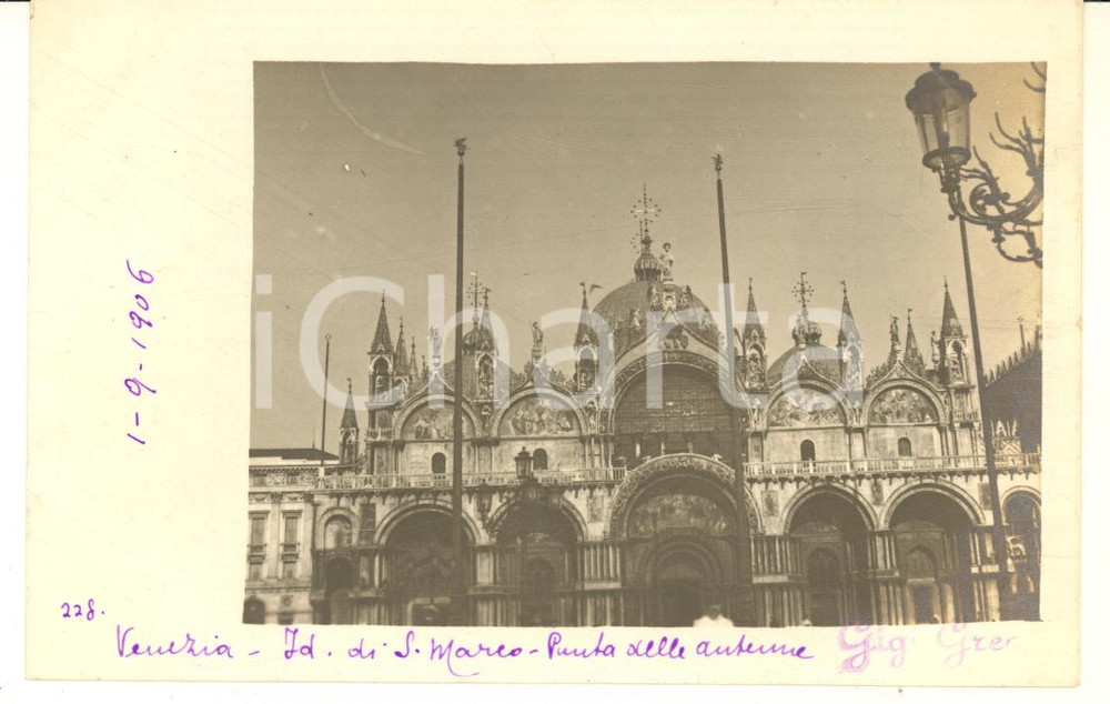 1906 VENEZIA Basilica di San Marco - Facciata - Foto cartolina Gigi GREA Fotografia d'epoca, in formato cartolina postale.Didascalia manoscritta originale.Non viaggiata.  FOTOGRAFO: Luigi (Gigi) Grea NOTA BENE: TUTTI I DIRITTI RISERVATI;E' VIETATA LA RIPRODUZIONE GOOD/buono  Formato: 14x9 cm originale e autentica 1