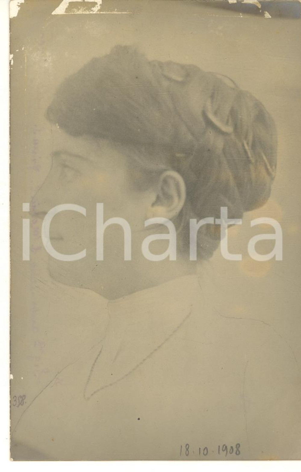 1908 ROMA Ritratto di Ilde ARIGHI - Profilo - Foto cartolina Fotografia d'epoca, in formato cartolina postale.Data al verso.Non viaggiata.  NOTA BENE: TUTTI I DIRITTI RISERVATI;E' VIETATA LA RIPRODUZIONE POOR/danneggiato abrasioni marginali; difetti di stampa Formato: 9x14 cm originale e autentica 1