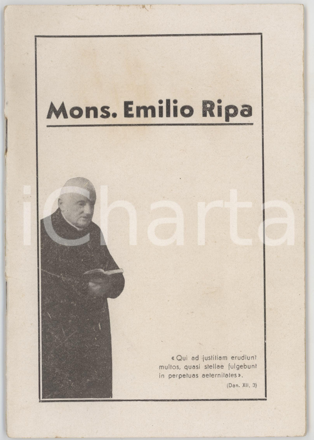 1945 PAVIA Mons. Carlo ALLORIO - Commemorazione mons. Emilio RIPA 31 pp. Pubblicazione commemorativa d'epoca, contenente in allegato il santino di Mons. Ripa.PAGINE: 31EDITORE: Tipografia Succ. Fusi - Pavia FAIR/discreto buone condizioni interne, ma lievi piegature e ingiallimenti in copertina Formato: 13x19 cm originale e autentica 1