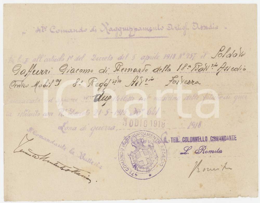 1918 WW1 47Â° Comando Raggruppamento Assedio - Stellette Giacomo GAFFURRI Documento originale d'epoca, con timbro del reggimento, con il quale si autorizza l'uso di due stellette sul nastrino delle fatiche di guerra. FAIR/discreto piegature d'epoca Formato: 19x15 cm originale e autentica 1