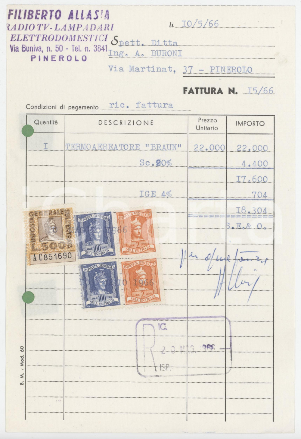 1966 PINEROLO Via Buniva 50 - Elettrodomestici Filiberto ALLASIA Fattura 14x20 Fattura commerciale d'epoca, su carta intestata, dattiloscritta. Con marche da bollo. FAIR/discreto Piegature d'epoca, fori da classificatore Formato: 14x20 cm originale e autentica 1