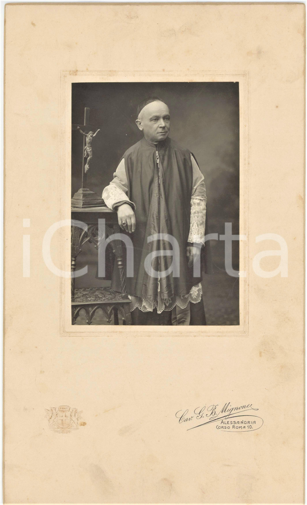 Fotografia d epoca originale 1900 ca ALESSANDRIA Ritratto di prelato con crocifisso  Foto G. B. MIGNONE 1