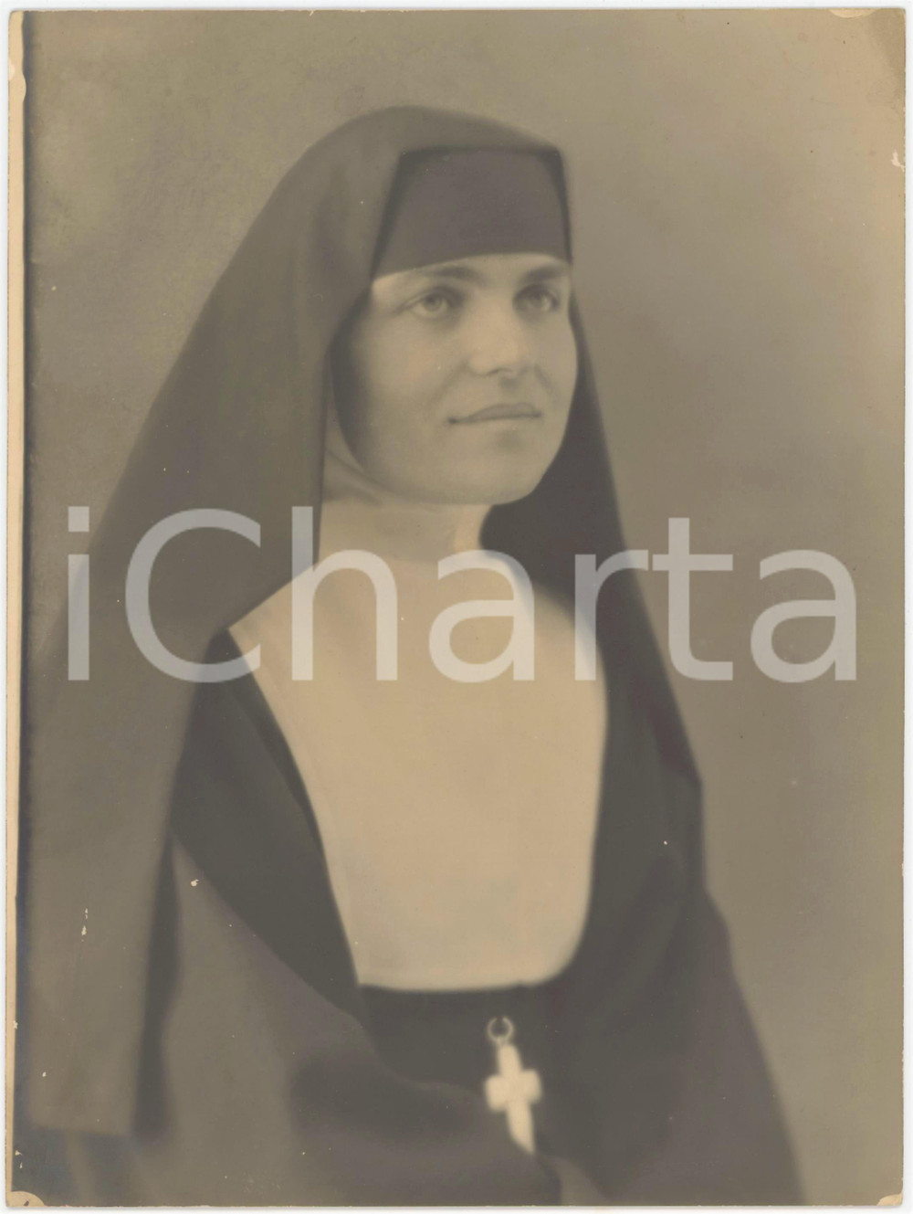 Fotografia d epoca originale 1935 ca LOMBARDIA Ritratto di giovane suora  Foto 18x24 cm 1