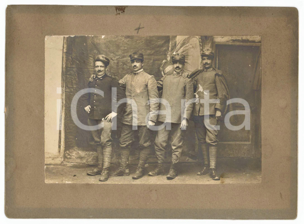 Fotografia d epoca originale 1915 ca WW1 ITALIA Ritratto di quattro ufficiali  Foto VINTAGE 18x13 cm 1