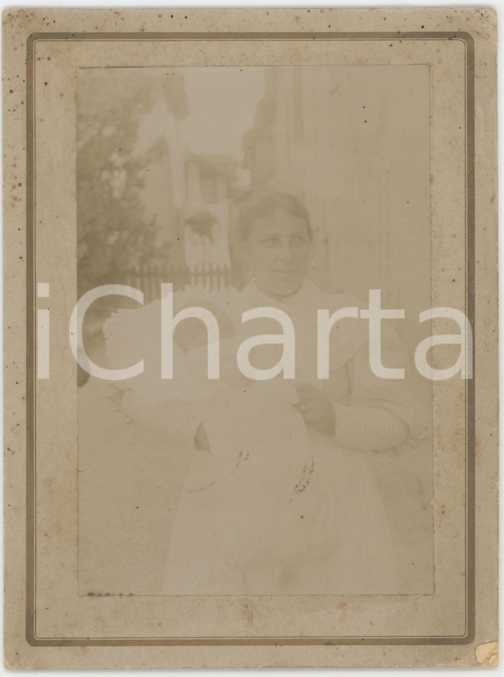 Fotografia d epoca originale 1894 LOMBARDIA Ritratto di Giulia MERATI bambina con la balia  Foto 15x20 cm 1