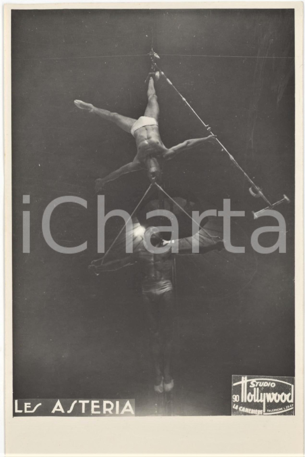 1950 ca FRANCE MARSEILLE - Cirque LES ASTERIA - Acrobates - Photo 11x17 cm