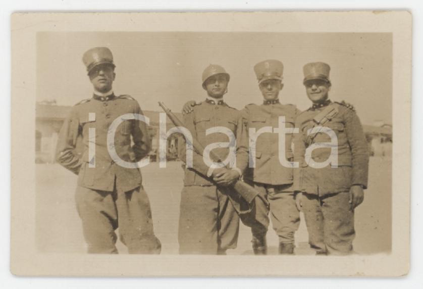 1929 FIRENZE (?) Gruppo di 4 ufficiali - Ritratto - Fotografia 6x5 cm