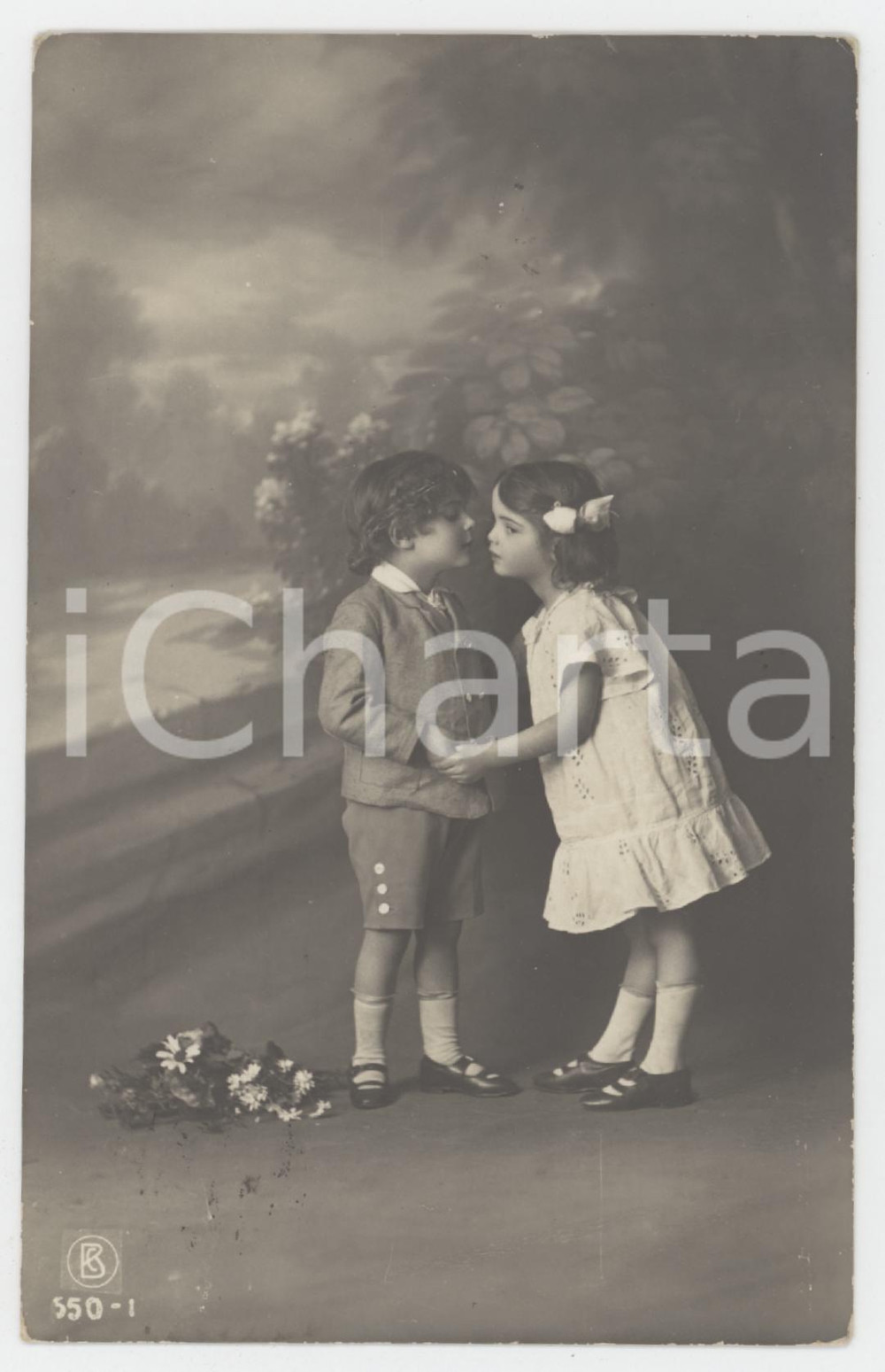 1916 INFANZIA Bacio tra bambini - Cartolina FP VG