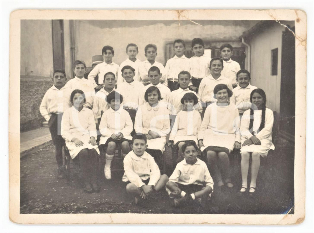 1928 SCUOLA ITALIA Classe di bambini con grembiule bianco - Foto 11x8 cm