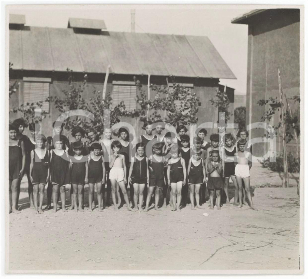 1928 ITALIA - COLONIA MARINA Gruppo di bambini in posa - Foto ANONIMA 10x9 cm Fotografia d'epoca. GOOD/buono  Formato: 10x9 cm originale e autentica 1