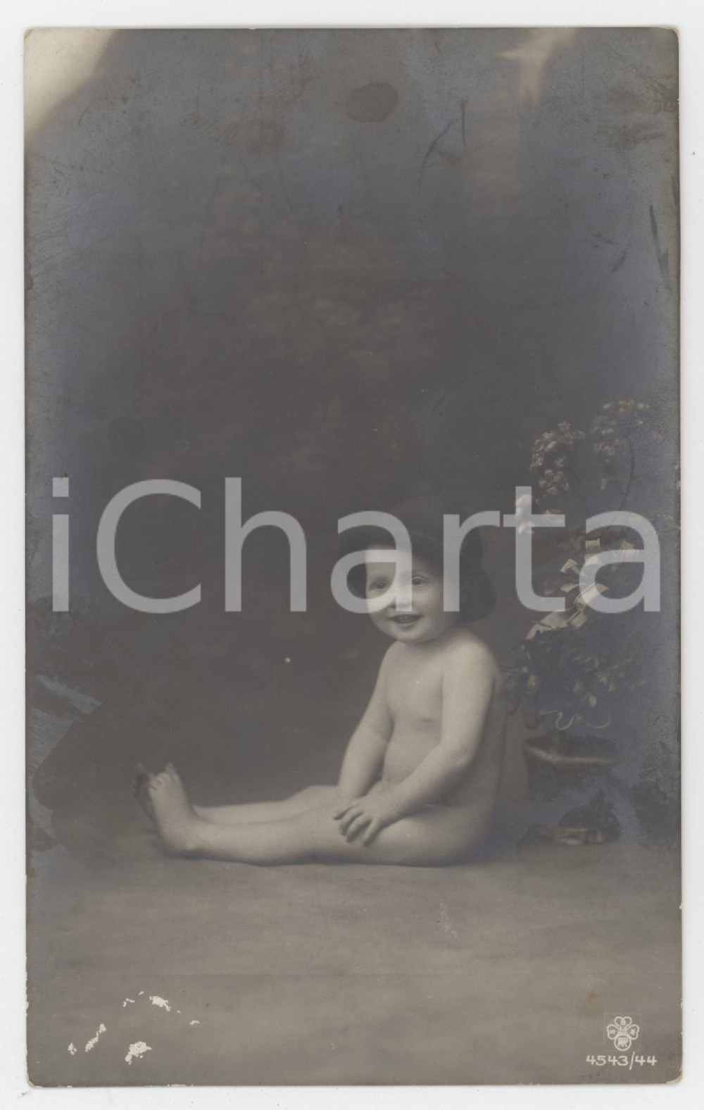 1914 COSTUME Bambino con cappello - Ritratto *Cartolina RPPC FP VG