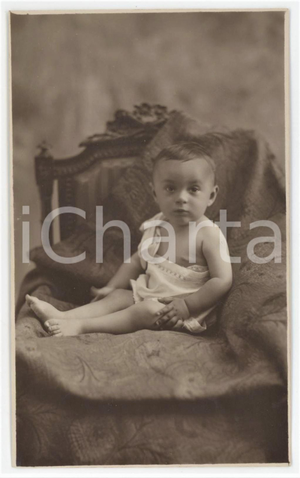 1925 ca COSTUME ITALIA Bambino in poltrona - Ritratto - Foto anonima 9x14 cm