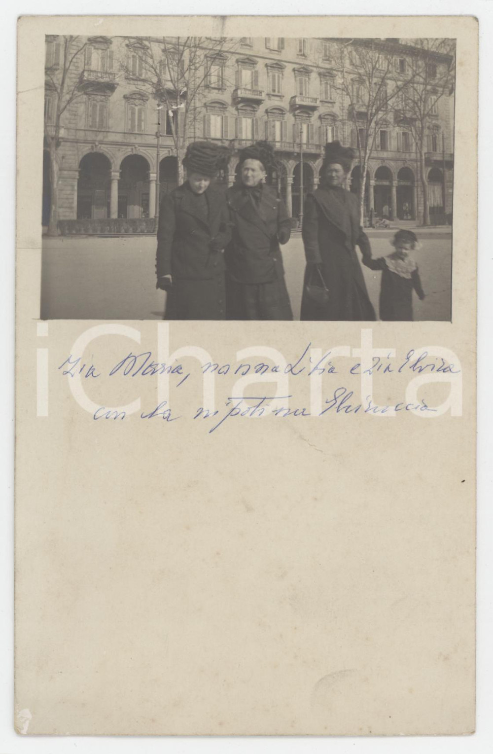1910 ca TORINO Corso VINZAGLIO Madre con figlie e nipotina - Foto 9x14 cm
