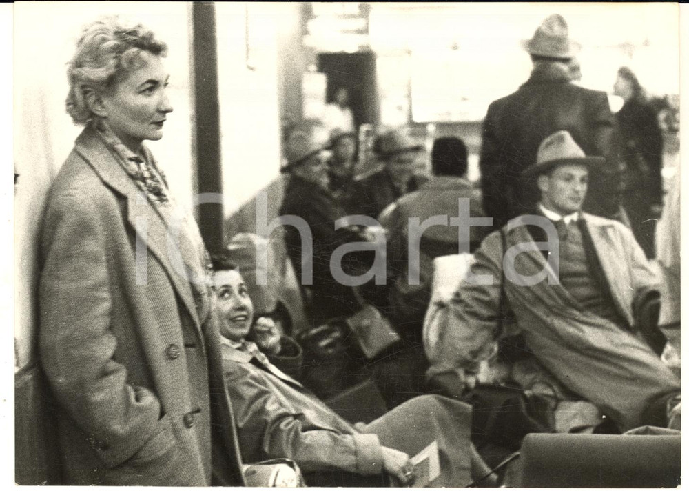 1956 MILANO MALPENSA - Arrivo olimpionici ungheresi da Melbourne - Staff medico