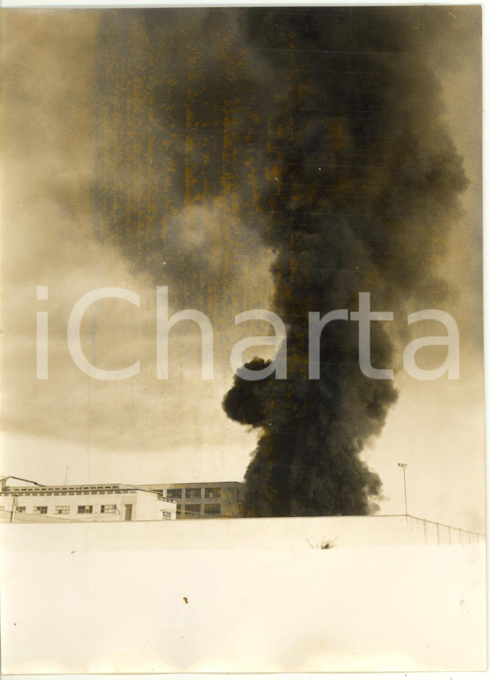 1958 MILANO AFFORI Via Comasina - Colorificio Italiano MAX MEYER - Incendio (3)