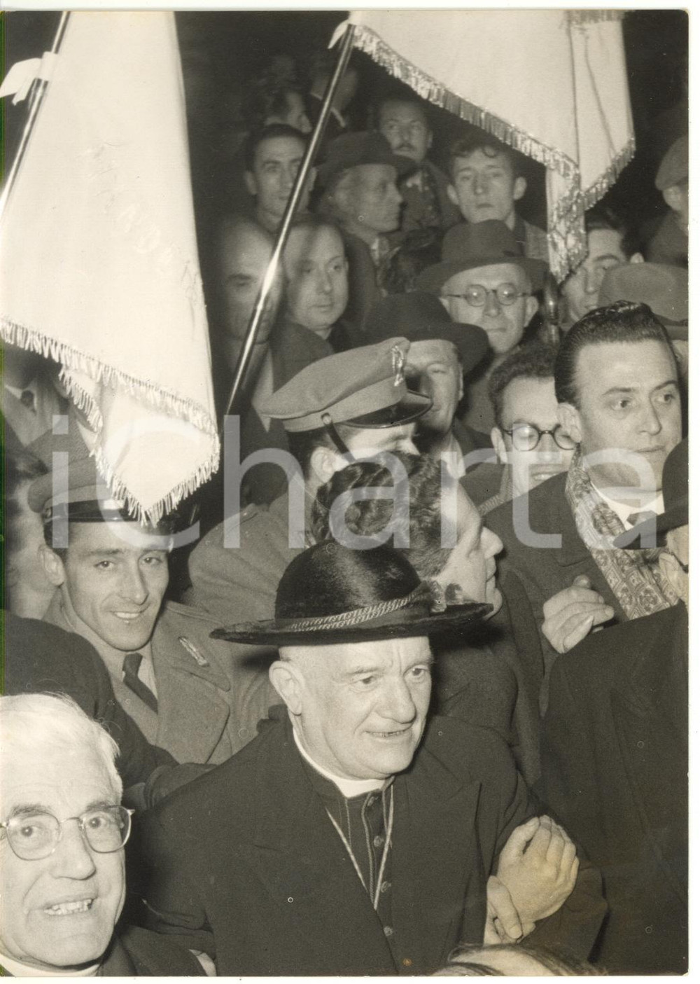 1955 MILANO Arrivo di Monsignor Tarcisio MARTINA missionario in Cina - Foto