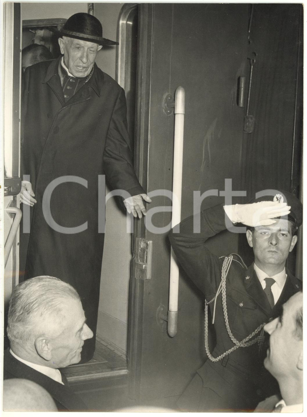 1958 TORINO PORTA NUOVA Card. Maurilio FOSSATI in partenza per funerali del Papa