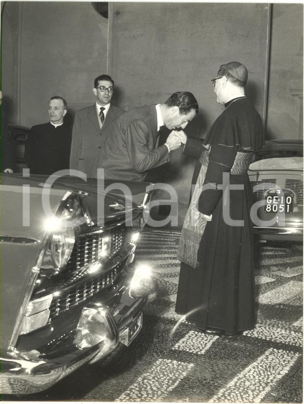 1959 GENOVA - Cardinal Giuseppe SIRI alla presenzatione della nuova FIAT 1800