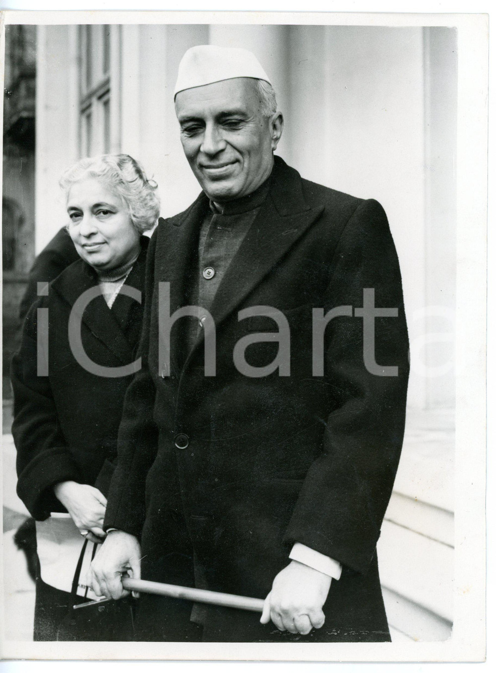1955 LONDON Arrival of Jawaharlal NEHRU with his sister at her residence - Photo