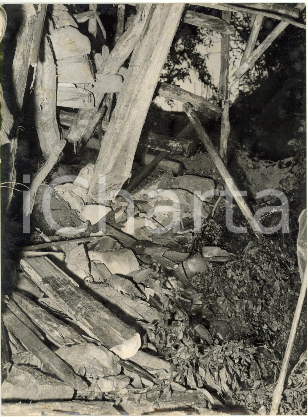 1954 SAN SEBASTIANO DA PO (TO) Macerie della frana causata dalle piogge (1) 