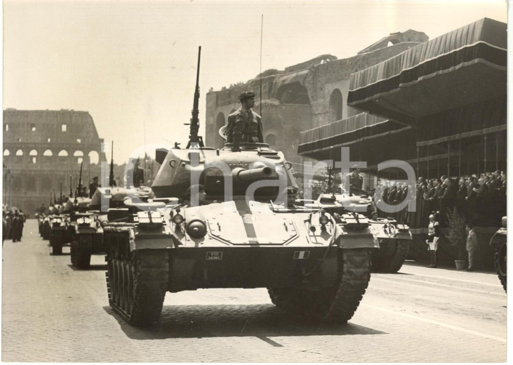 1959 ROMA Fori imperiali - Festa della REPUBBLICA - Parata delle Forze Armate