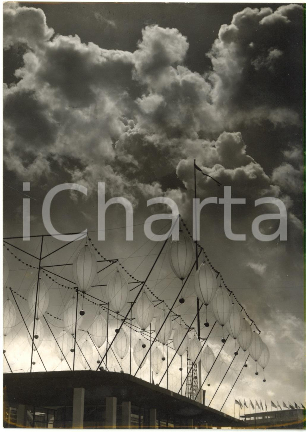 1957 MILANO 35^ Fiera Campionaria - Particolare di un padiglione *Foto ARTISTICA