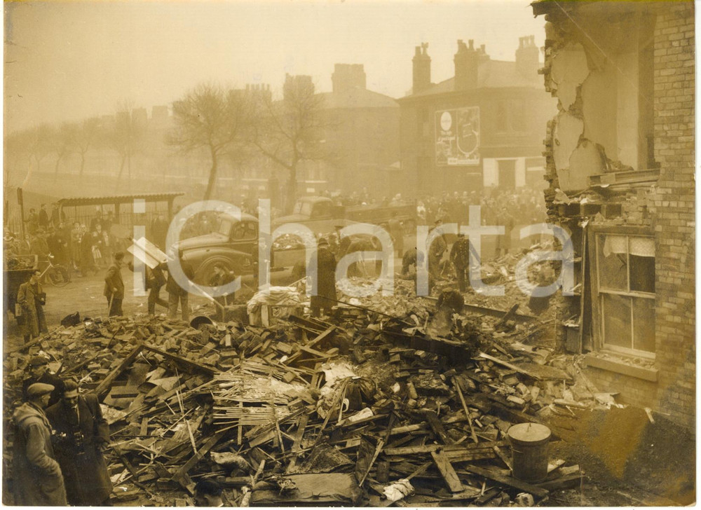 1957 SALFORD Liverpool Street - Wreckage of houses destroyed by an explosion
