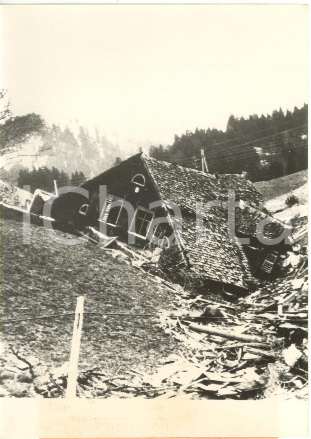 1954 BLONS Abitazione travolta da una valanga - Macerie dopo il disgelo *Foto