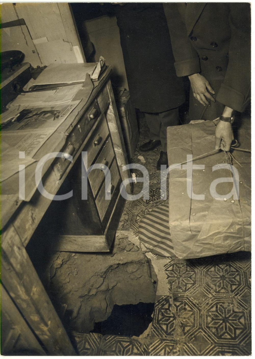 1957 TORINO - Rapina oreficeria CEPOLLINI MARCHESA grazie a buco nel pavimento