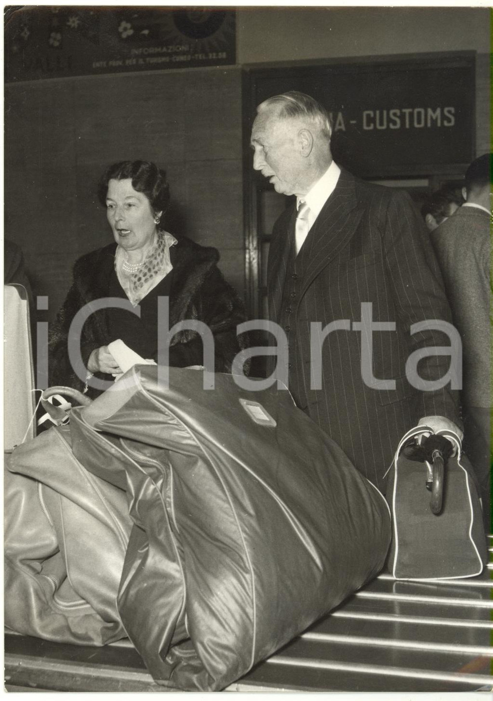 1957 ROMA Aeroporto CIAMPINO - Arrivo di Paul NIEHANS medico di Papa PIO XII