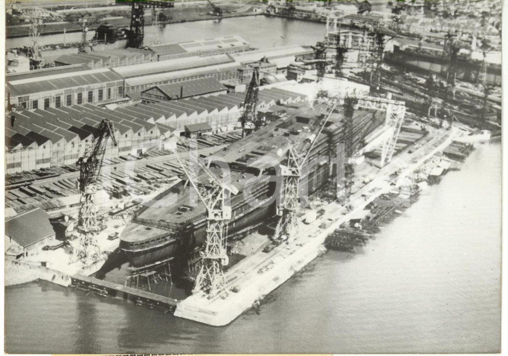 1959 CHANTIERS NAVALS DE SAINT-NAZAIRE - Construction du paquebot FRANCE *Photo