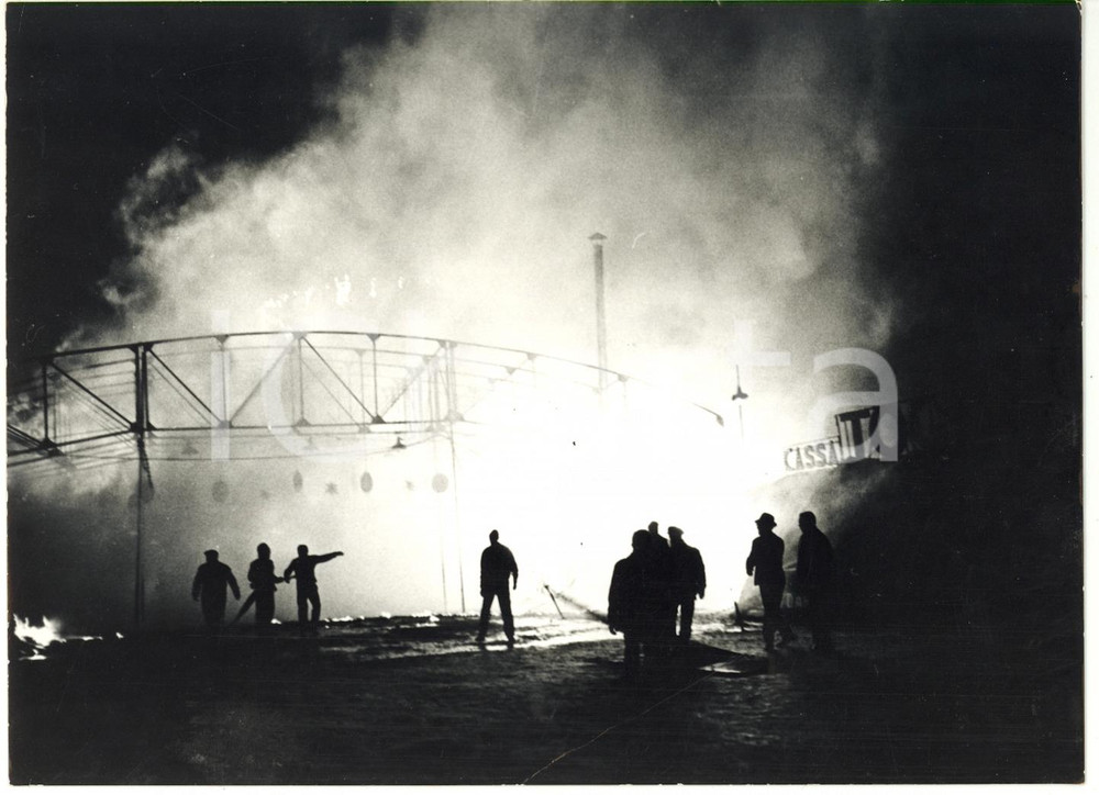 1962 MILANO Incendio CIRCO TOGNI - Intervento dei VIGILI DEL FUOCO *Foto 18x13