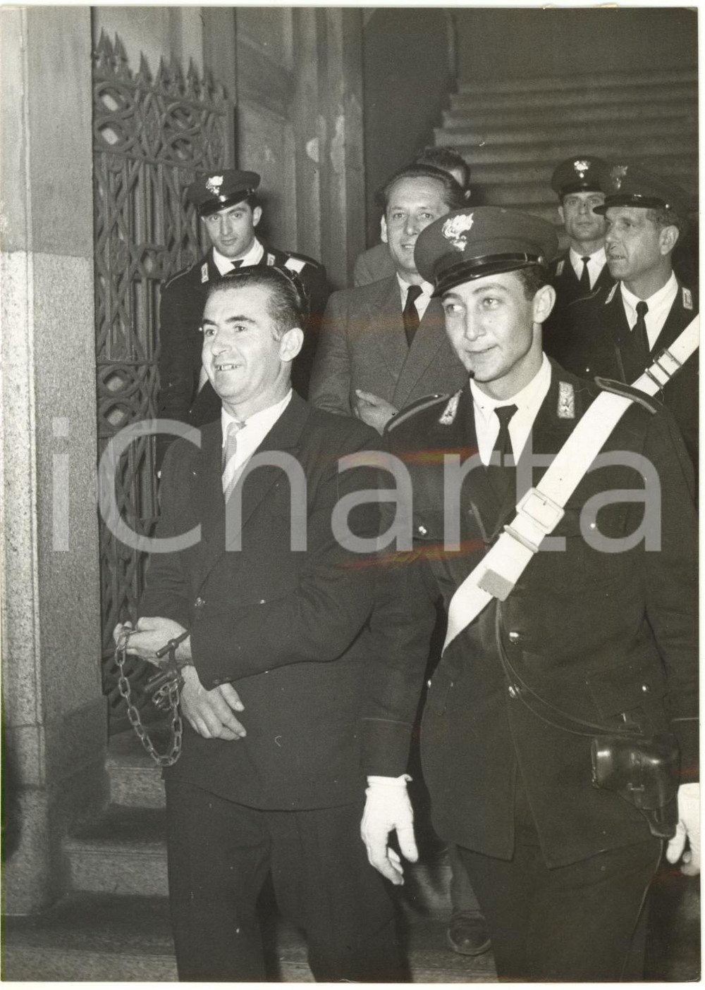 1953 NOVARA - Omicidio maggiore William HOLOHAN - Imputati lasciano l'aula *Foto