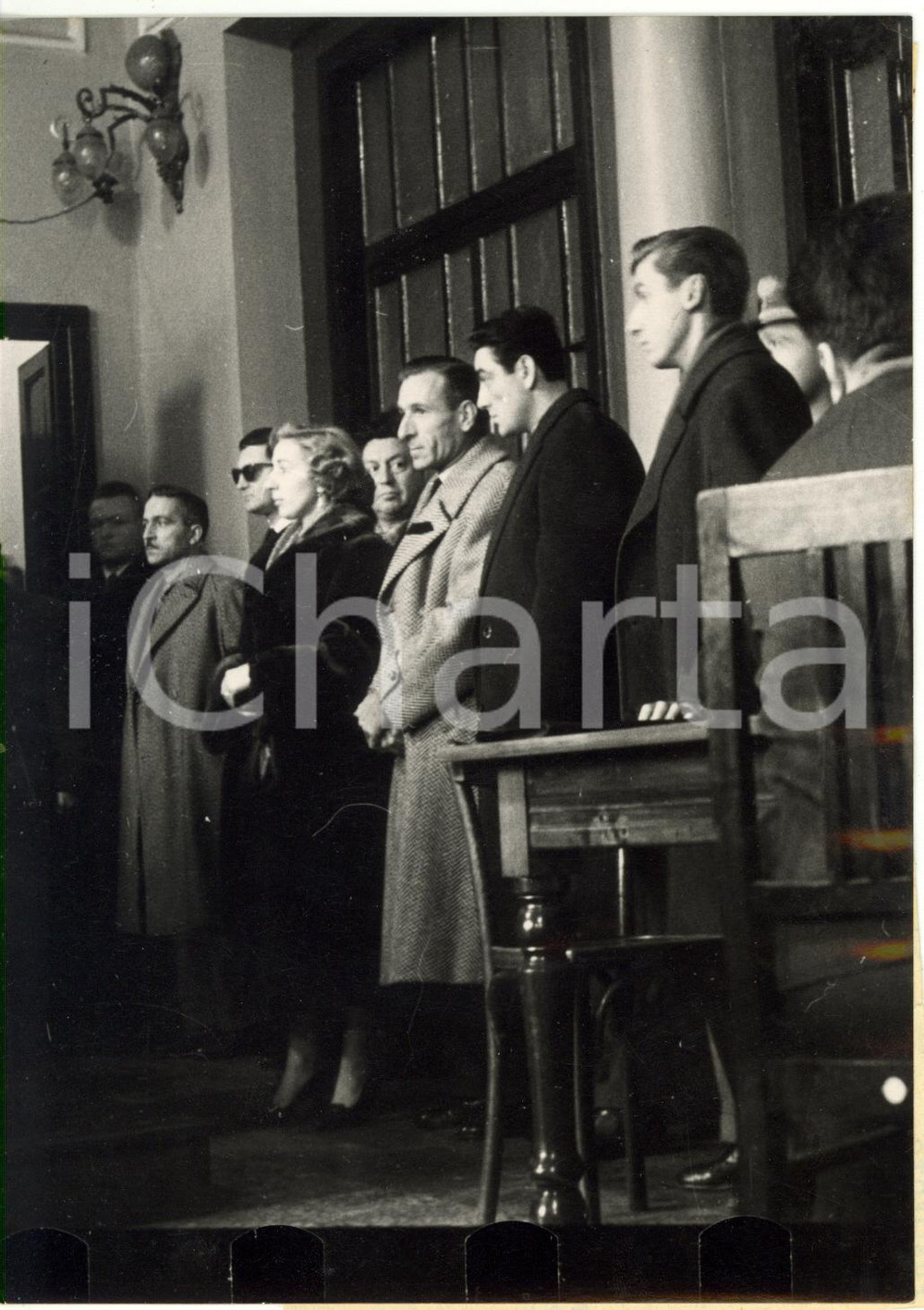 1955 AOSTA - DELITTO DI ENTRÈVES - Familiari di Angela CAVALLERO in aula *Foto