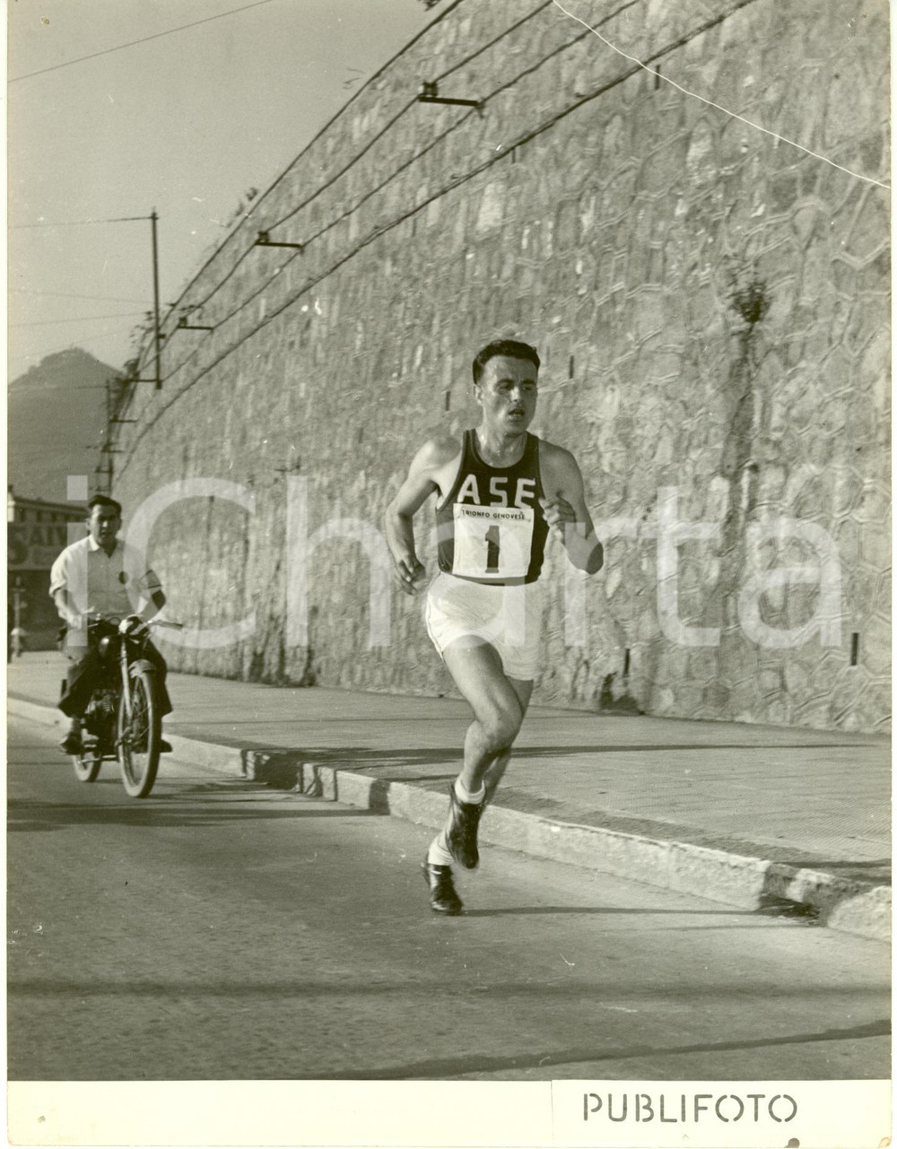1953 GENOVA ATLETICA Coppa d'oro Mairano - MAHAUT in testa alla gara - Foto