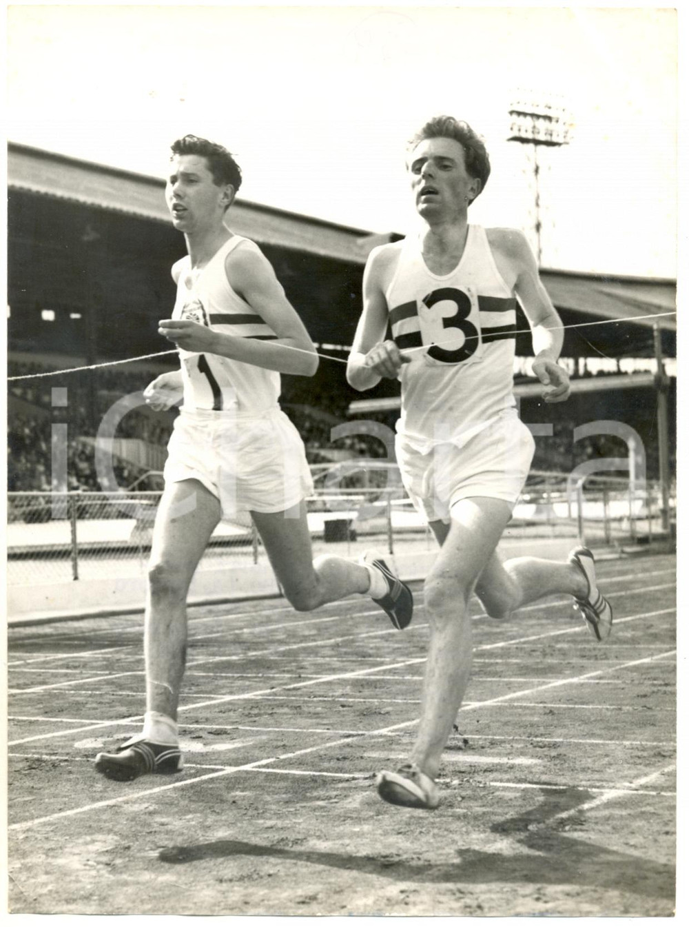 1954 LONDON White City Stadium - Ken NORRIS and Frank SANDO win Six Miles race