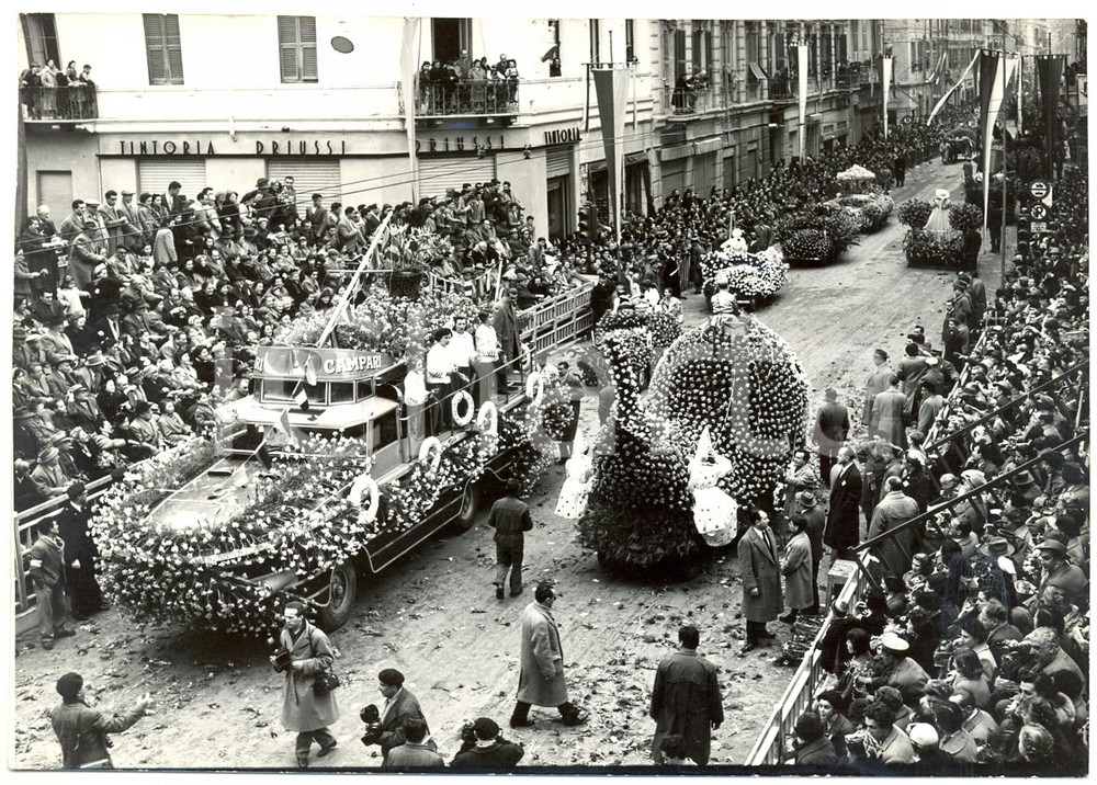 1954 SANREMO (IM) CORSO FIORITO - Tradizionale sfilata dei carri in Via Roma (2)