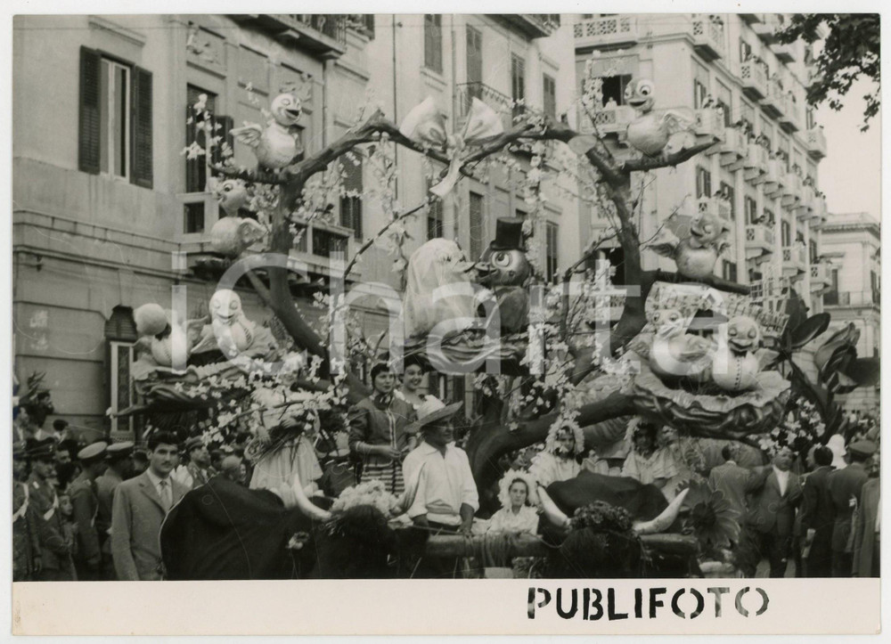 1953 PALERMO Festival del fiore - Sfilata dei carri allegorici (1) *Foto 18x13