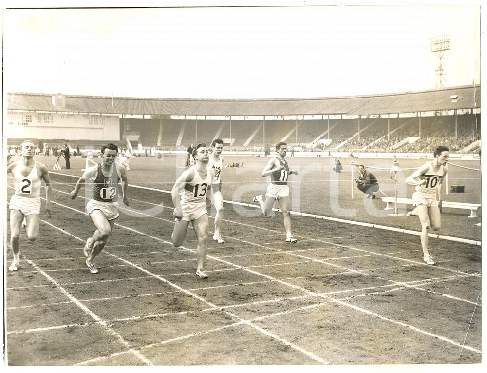 1958 LONDON White City Stadium - Peter RADFORD Nick WHITEHEAD in 100 yards race