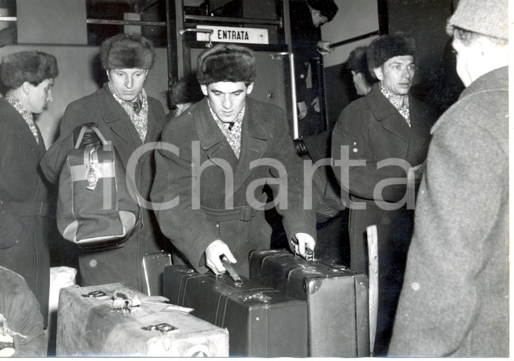1956 CORTINA D'AMPEZZO Olimpiadi Invernali - Arrivo nazionale URSS di HOCKEY