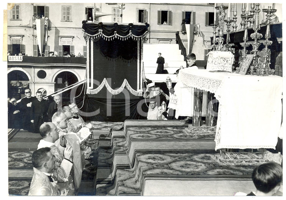1953 TORINO Piazza Vittorio Veneto - Cardinal Ernesto RUFFINI celebra messa